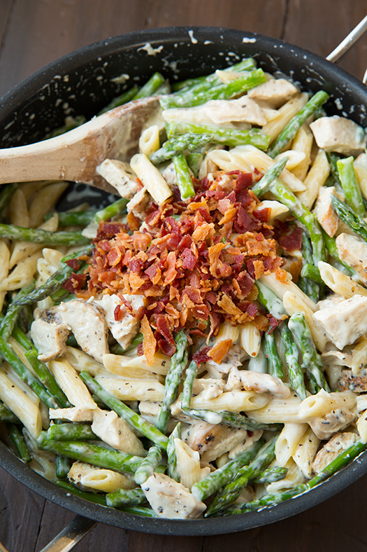 creamy-chicken-and-asparagus-pasta5-edit+srgb.